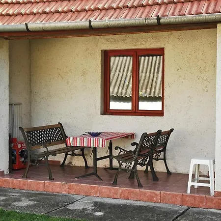 Amarin Apartment *